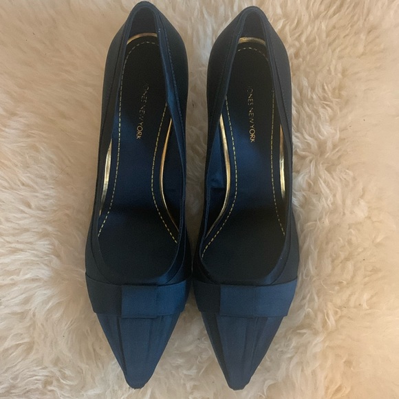 Jones New York Shoes - Jones New York Heels
